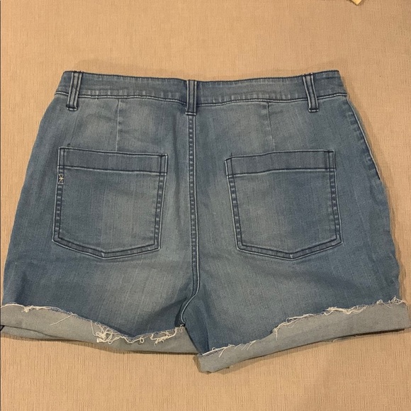 Bass Blue Jean Shorts High-Waisted Vintage Style - Picture 4 of 5
